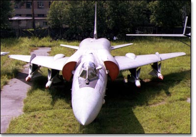 Сверхзвуковой истребитель-перехватчик Ту-128